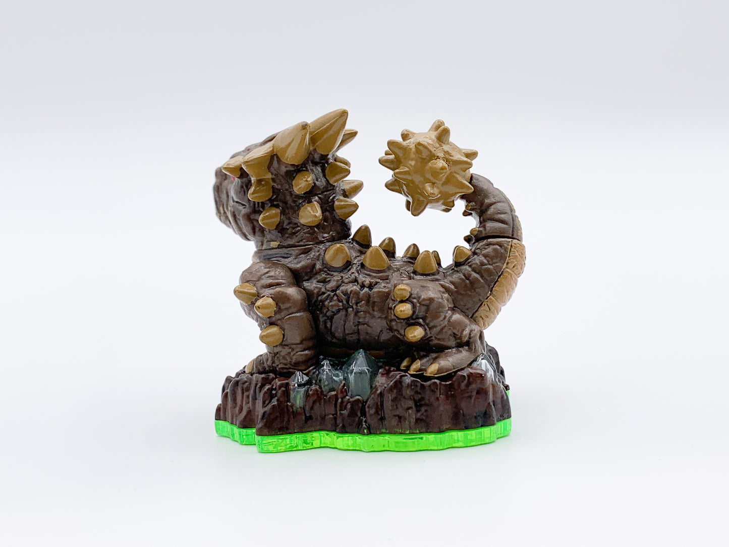 Bash (Series 1) Skylander • Skylanders Spyro’s Adventure