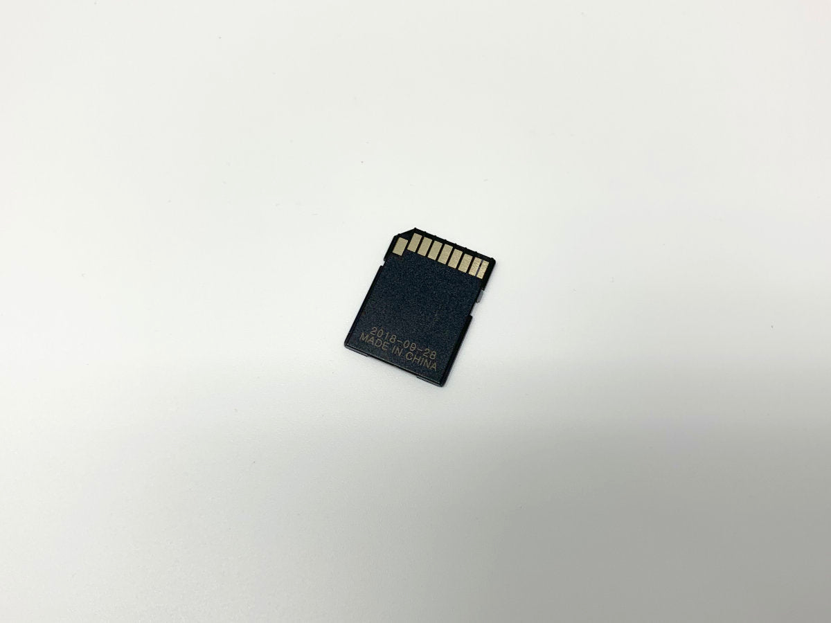 MicroSD / MicroSDHC / MicroSDXC Adapter by SanDisk • Memory Card Adapter