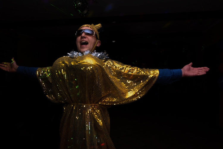 Satire Movies & Shows 🤡