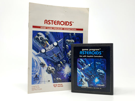 Asteroids with Collector's Manual • Atari 2600
