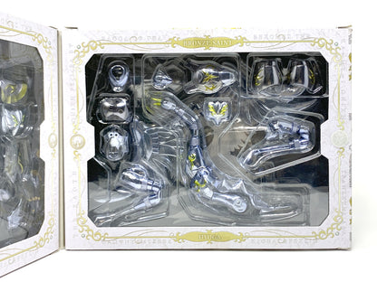 Bandai Saint Seiya Myth Cygnus Hyoga God Cloth Collectible Figure • Saint Seiya