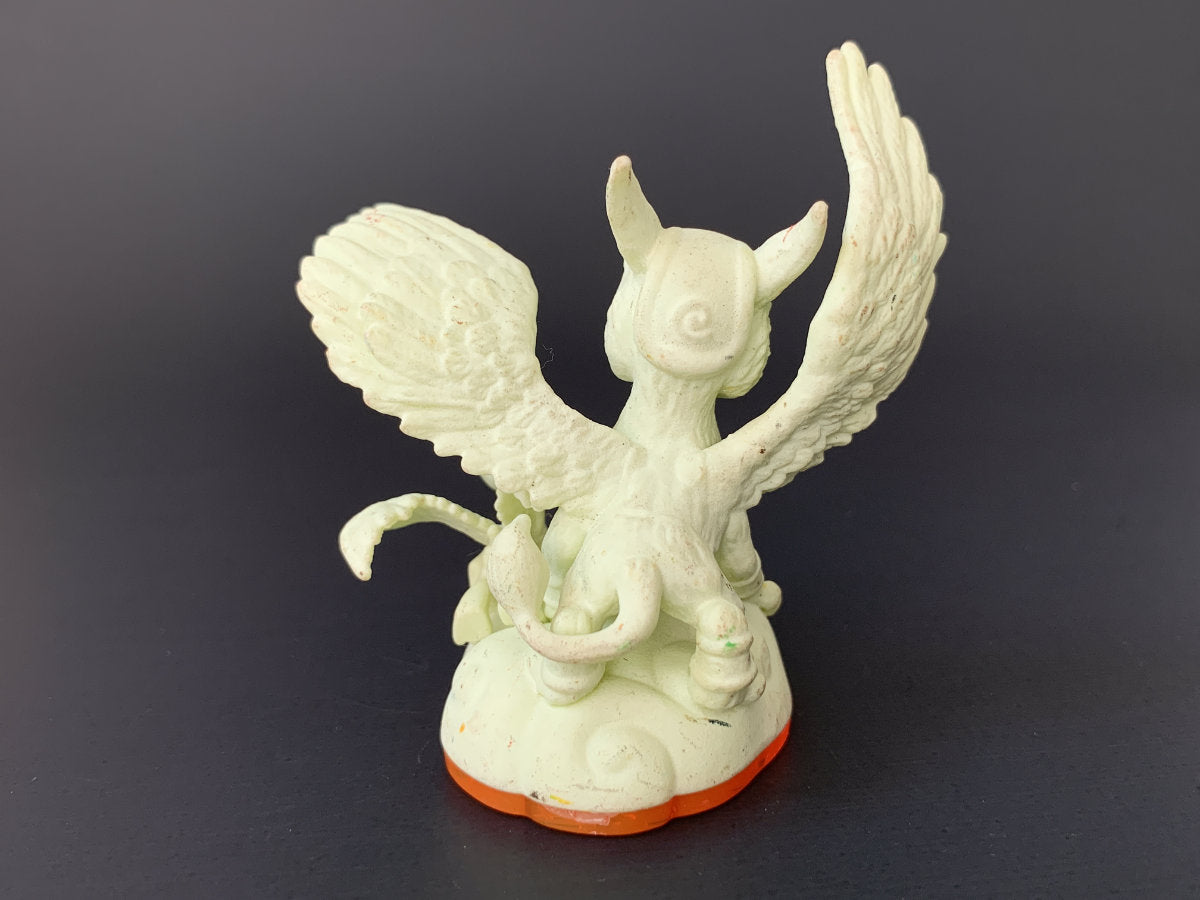 Glow-in-the-Dark Sonic Boom (Series 2) Skylander • Skylanders Giants