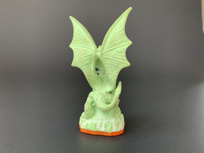 Glow-in-the-Dark Cynder (Series 2) Skylander • Skylanders Giants