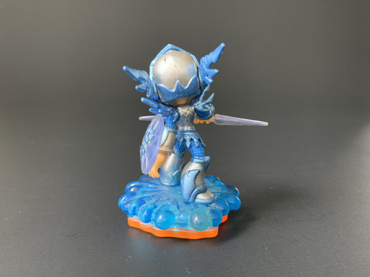 Chill (Series 1) Skylander • Skylanders Giants