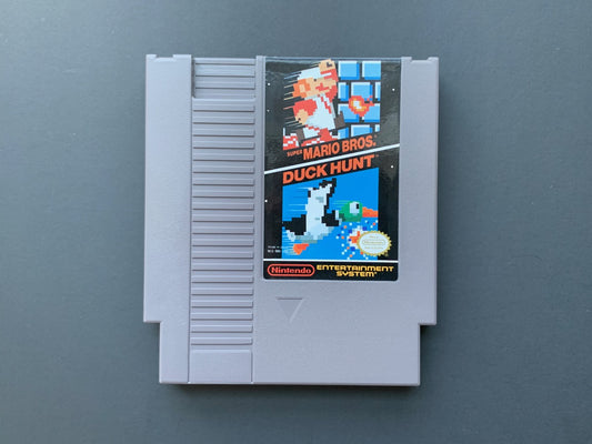 Super Mario Bros./Duck Hunt [3-screw] with Collector's Manual • NES