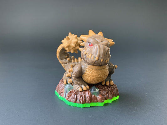 Bash (Series 1) Skylander • Skylanders Spyro’s Adventure