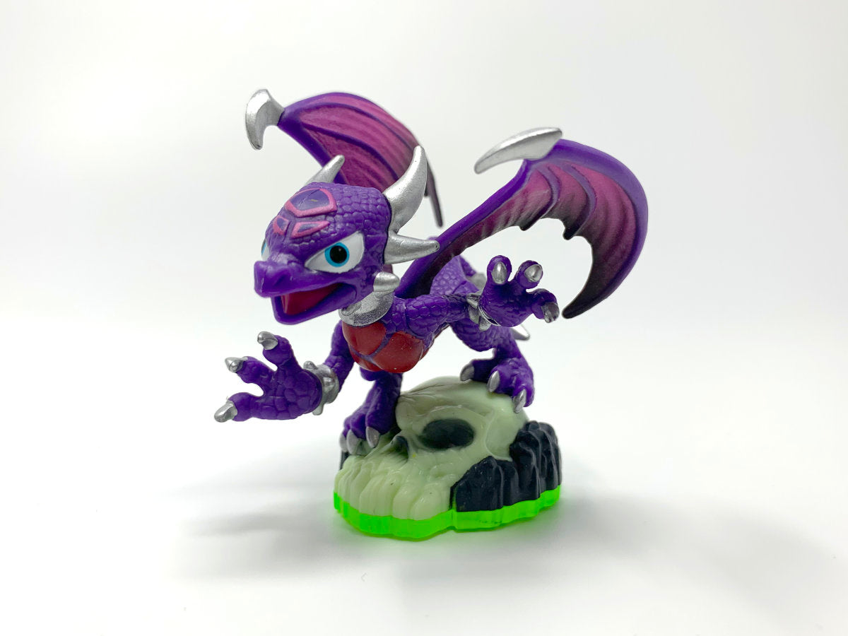 Cynder (Series 1) Skylander • Skylanders Spyro’s Adventure